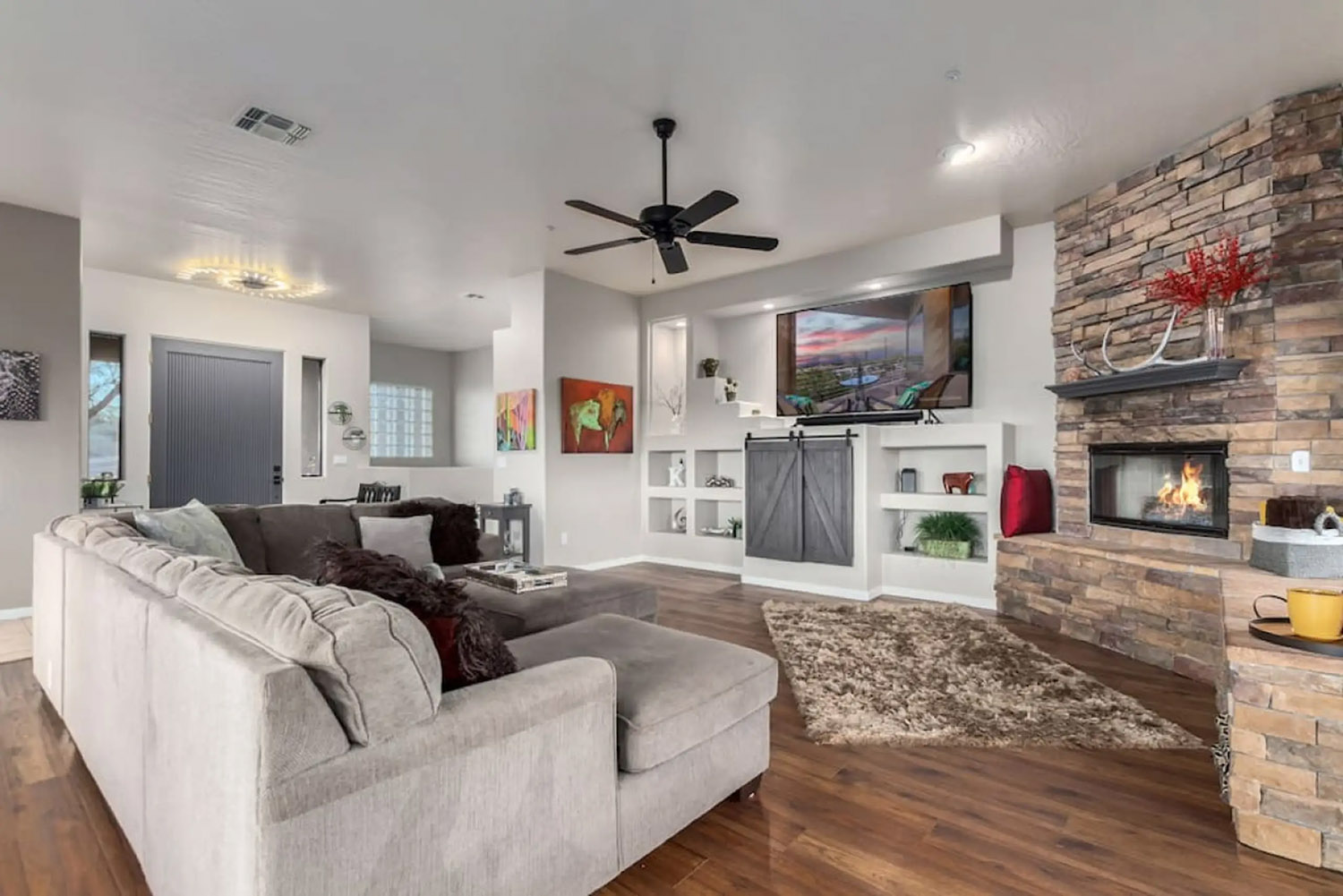 Arizona Vacation Rentals Listings | Apricate Rentals Direct Booking